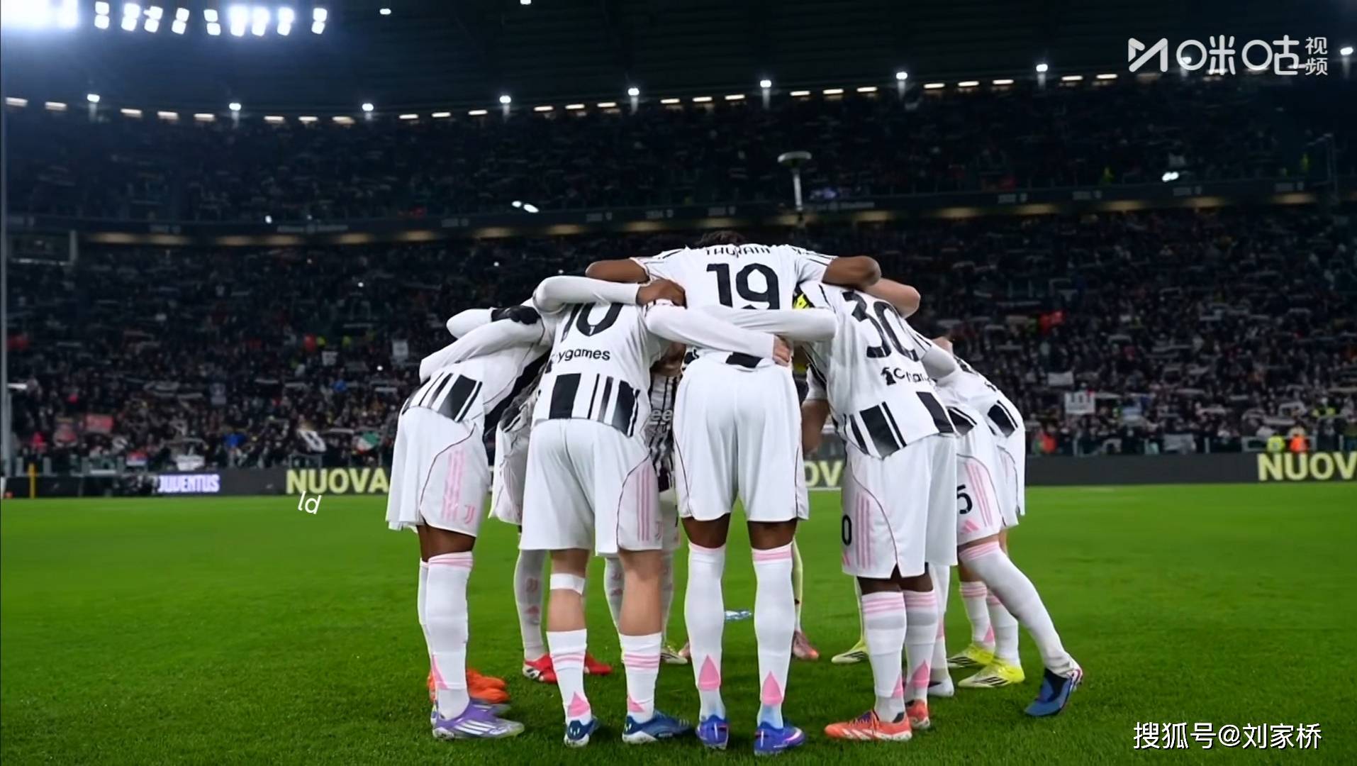 JIUYOU-包含德甲赛程吃紧,摩纳哥今晨单刀错失,气氛紧张,年轻球员得到机会的词条